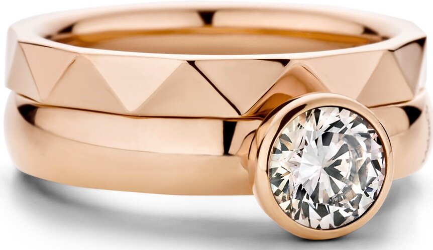 Melano ringen incl. transparant steentje in maat 62 = 19.75 mm.