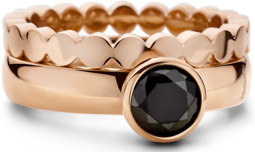 Melano ringen incl. zwart steentje in maat 50 = 16.00 mm.