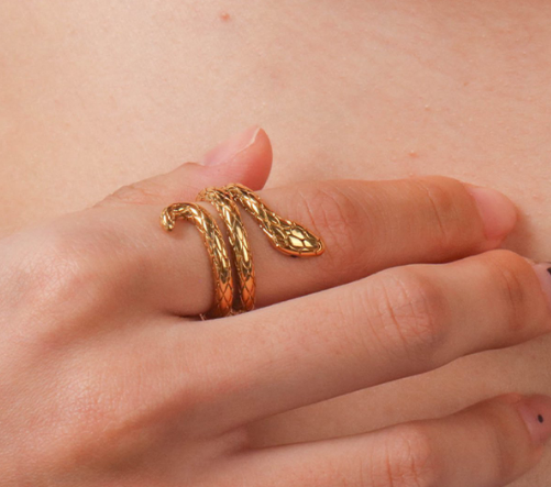 Schitterende 14K Gold Plated Cleopatra Ring model 238